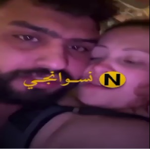 الراجل هيجان اوووي وزانق عشيقتو الملبن علي السرير وعمال يفشخ في كثها واللبوة تعبانة خالص ومش قادرة تتحمل